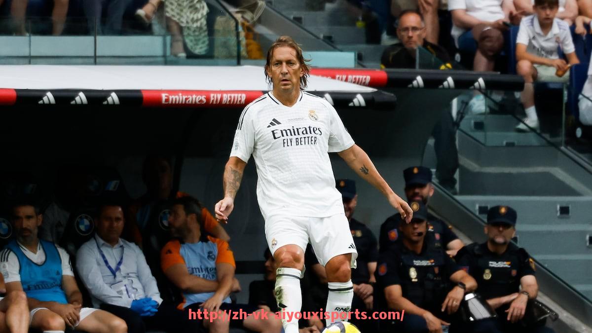 爱游戏体育官网-科隆足球俱乐部在德甲联赛中的参赛队伍数量说明